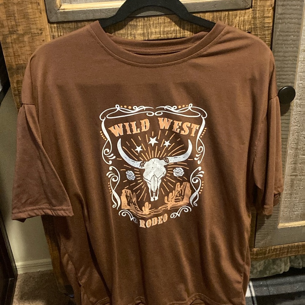 Women’s Wild West tee